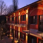 Le Serre & Hotel apartamentowy 4*
