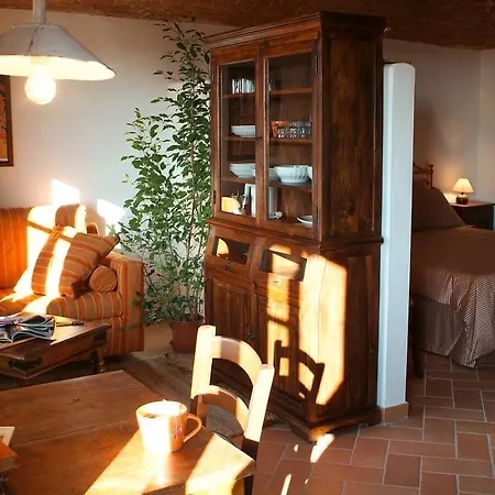 Le Serre & 4*