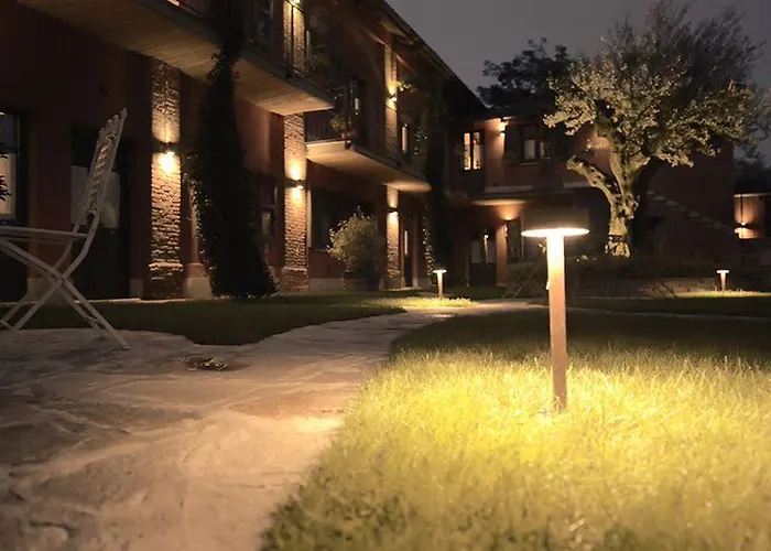 Le Serre & מלון דירות